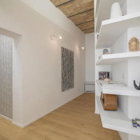 Colosseum - Diana's Design روما